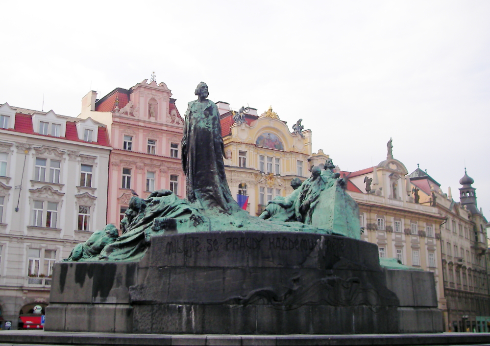 Prag Jan Hus anıtı