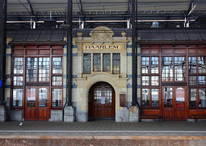 Haarlem Tren İstasyonu