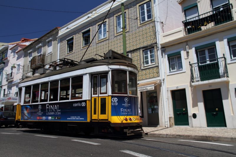 Lizbon ve sarı tramvay