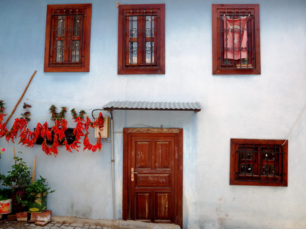 Buldan'ın geleneksel mimarili, tarihi evleri