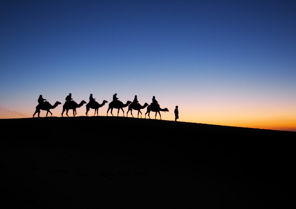 Sahara Çölü'nde güneş doğuyor!